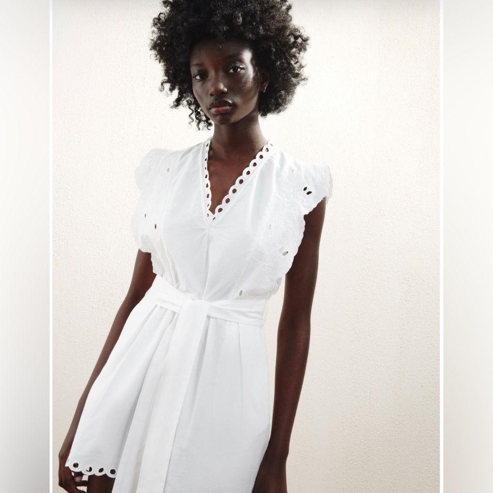 NWT Openwork Embroidery Romper with Bow Belt. Color is white. Size is small. - Picture 5 of 15